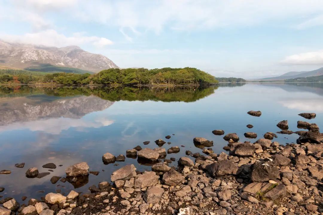 irlande paysage lac connemara