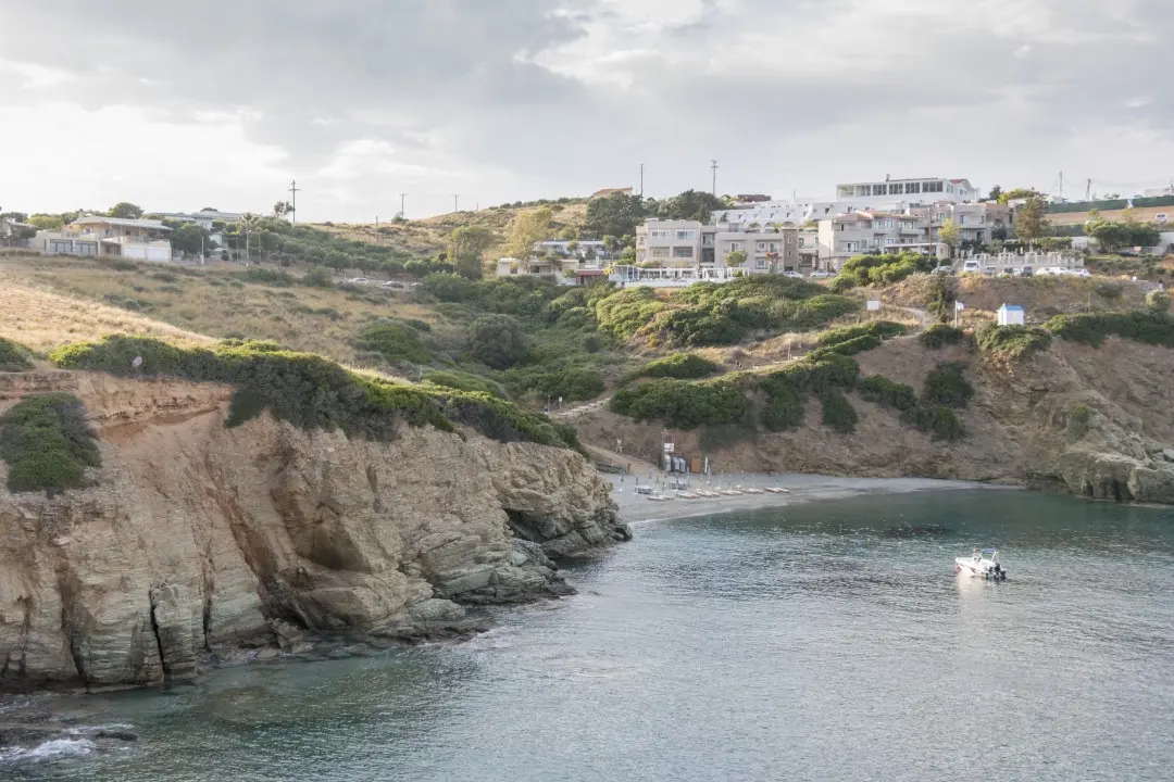 La plage de Psaromoura, vue du Sud