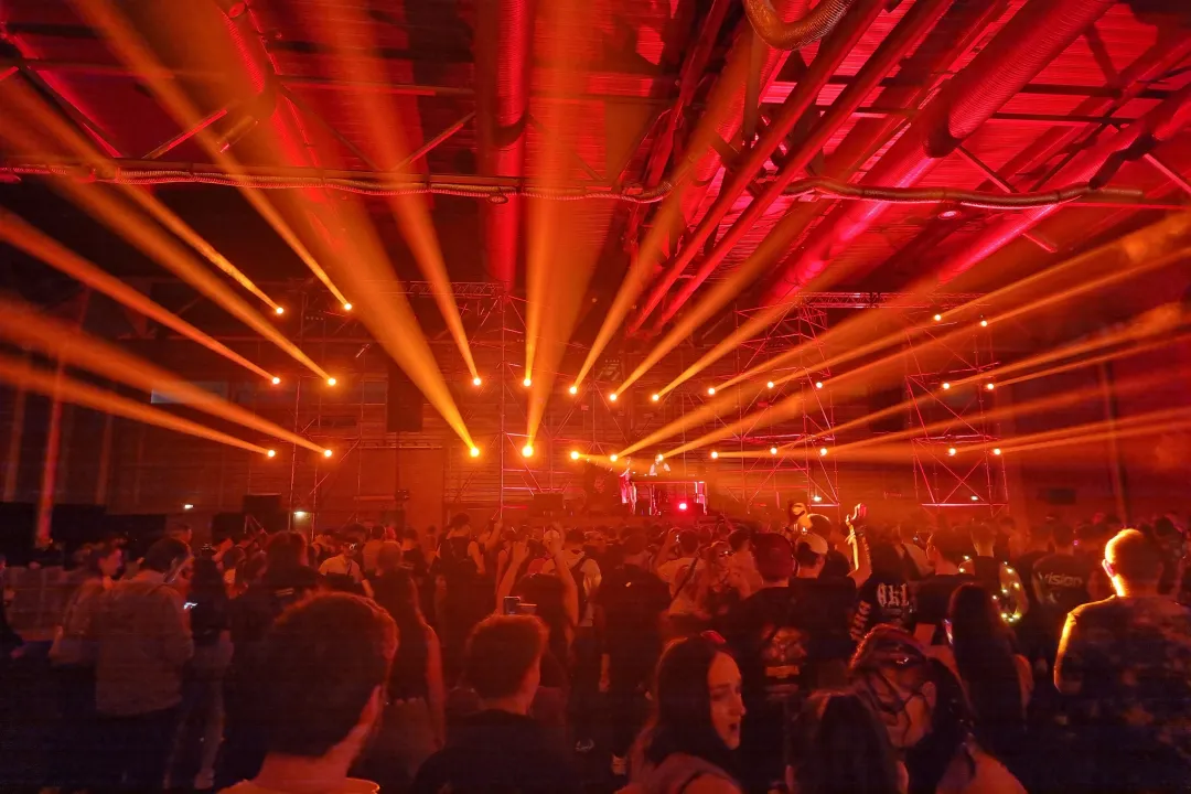 scene hardtechno dystopia