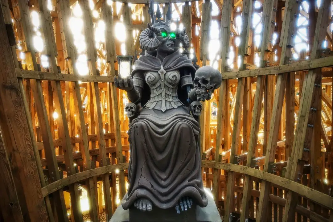 statue file attente wodan europa-park